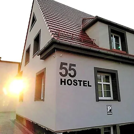 55 - Darmowy Parking Hotell *